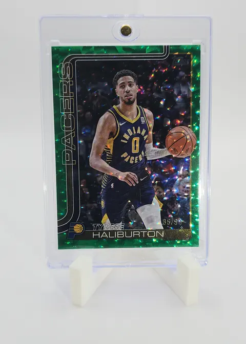 Tyrese Haliburton 2025 2025-26 Topps Flagship Basketball #47 Green Sparkle Refractor